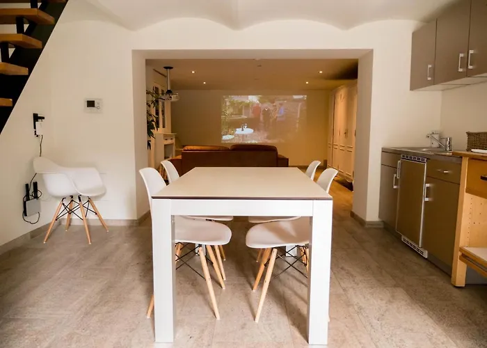 Maison Willem Tell Apartment